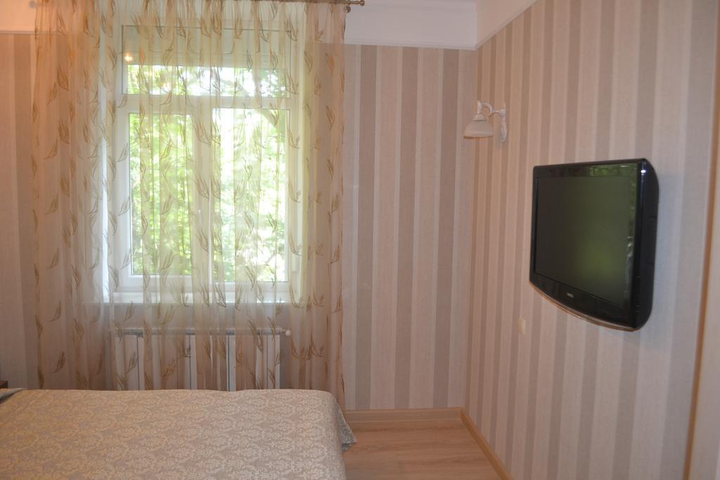 Hotel Apartments Adresa Chisinau Exterior photo
